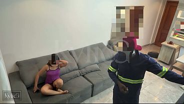 Camera De Segurança Pega Mulher Traindo O Marido