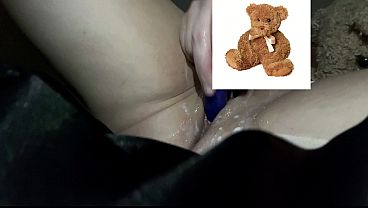 Minha Meia Irmã Safada Se Masturba Com Dildo E Gozada Interna